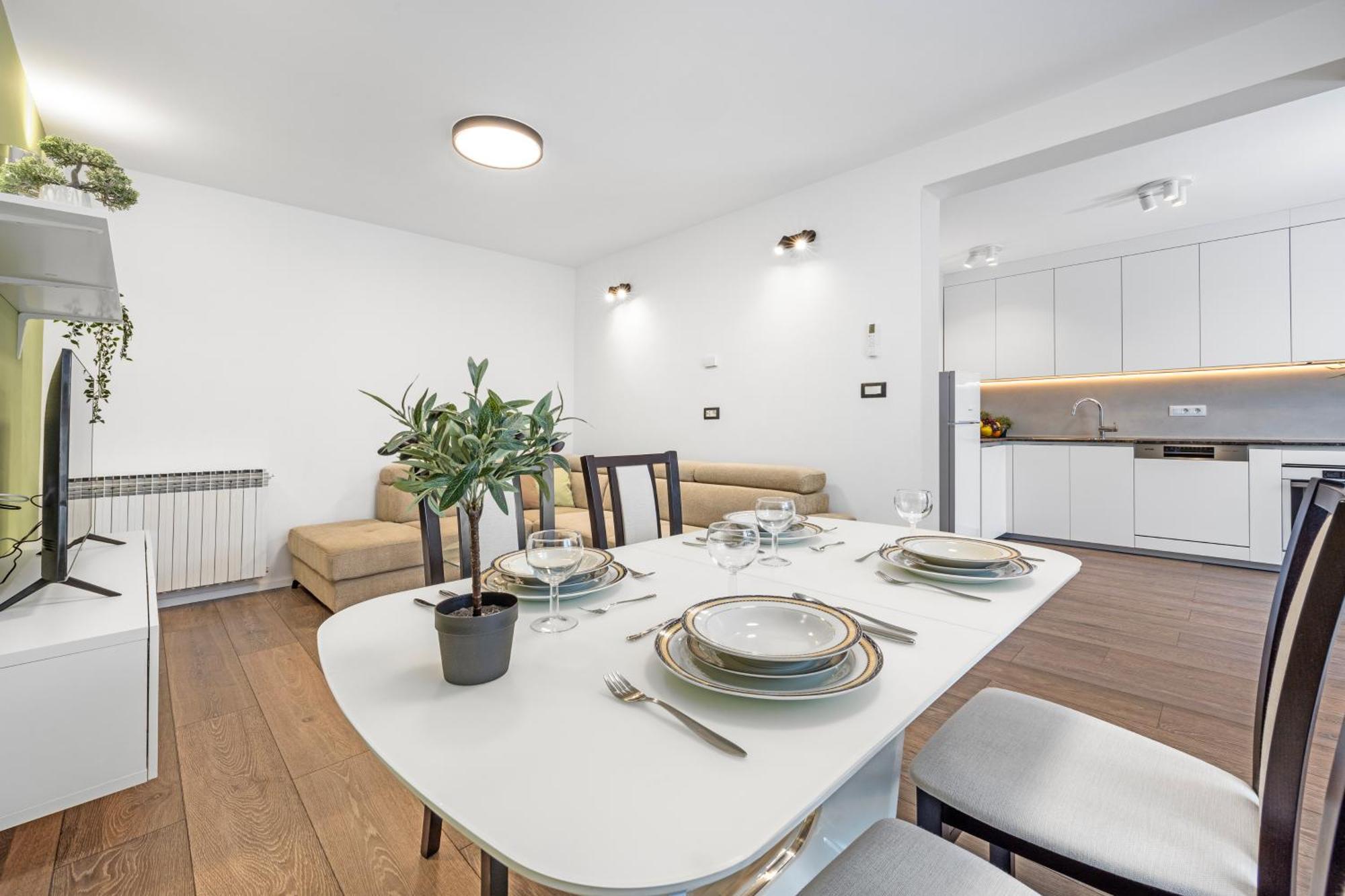 Apartment Delton Fažana Eksteriør bilde