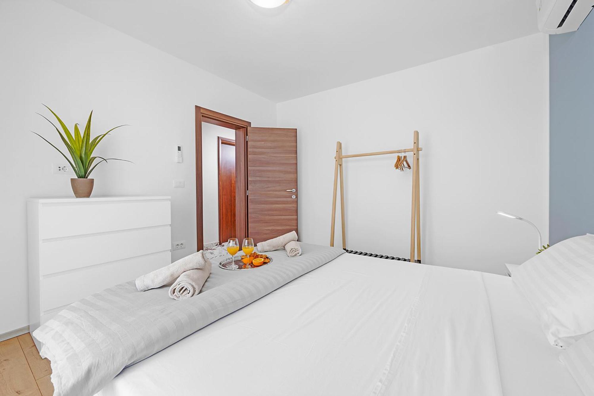 Apartment Delton Fažana Eksteriør bilde