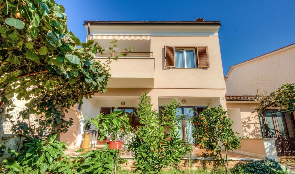 Apartment Delton Fažana Rom bilde